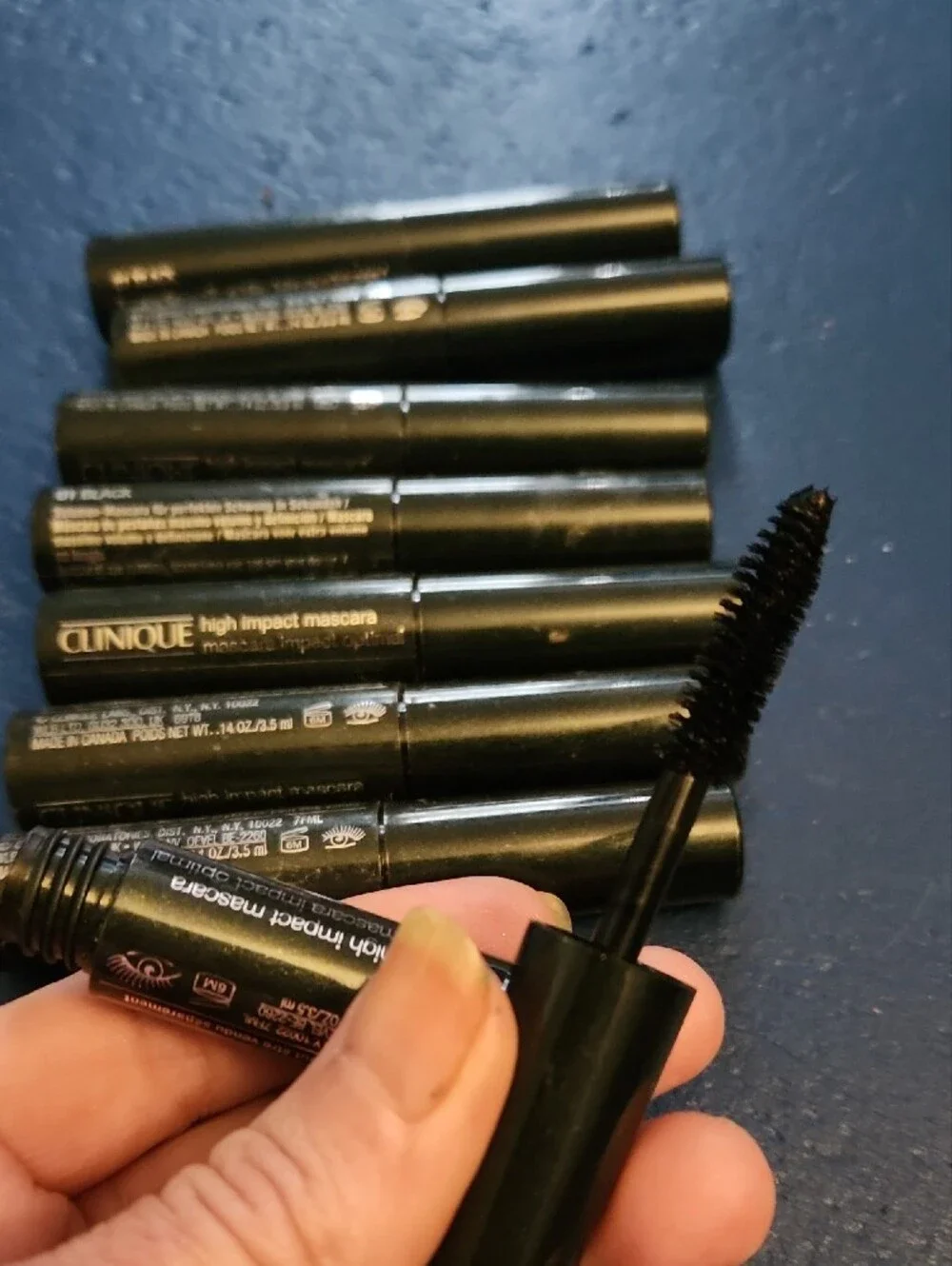 8 Clinique High Impact Mascara (01 Black) - Travel/Deluxe Size